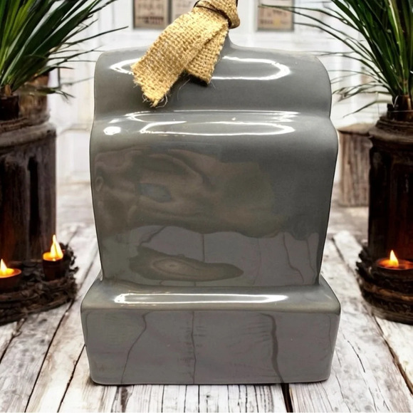 NWT RAE DUNN Tombstone Nine Lives Bird House & Feeder - Picture 2 of 6